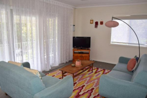 Mariner 16 Flat 2 - Bring your own linen., South West Rocks